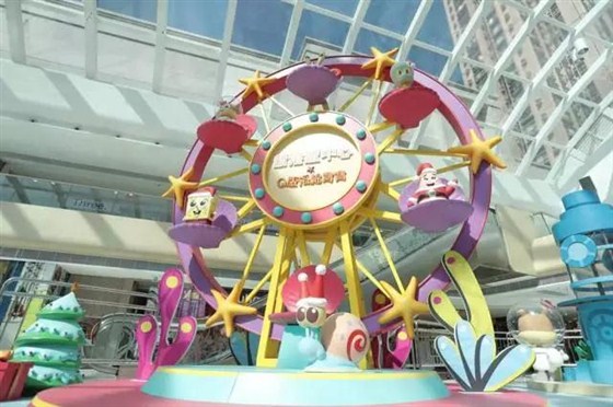 香港新港城海绵宝宝家族圣诞深海之旅美陈
